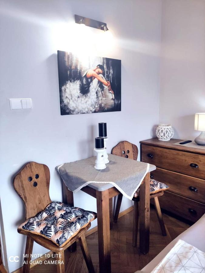 Podkowa Hotel Myslenice Luaran gambar