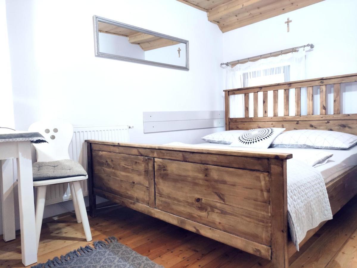 Podkowa Hotel Myslenice Luaran gambar
